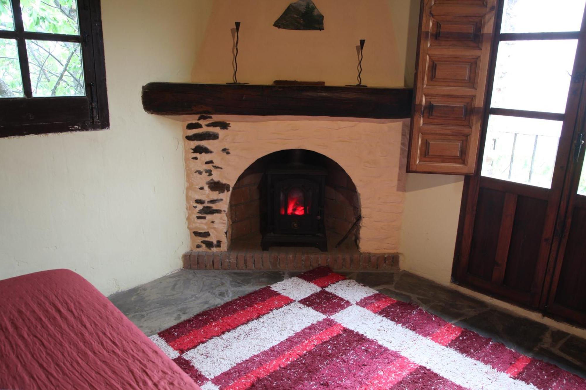 Cortijo Rural El Albercon - Capileira - Alpujarra Rural Villa ภายนอก รูปภาพ