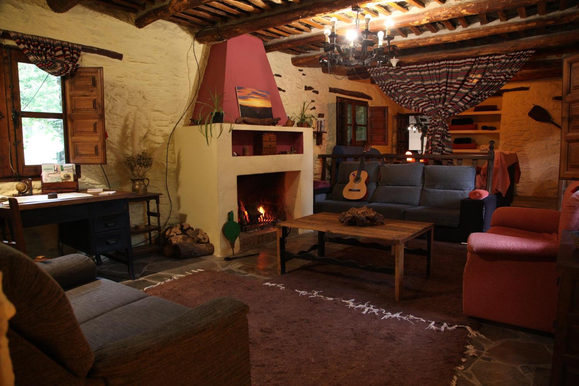 Cortijo Rural El Albercon - Capileira - Alpujarra Rural Villa ภายนอก รูปภาพ