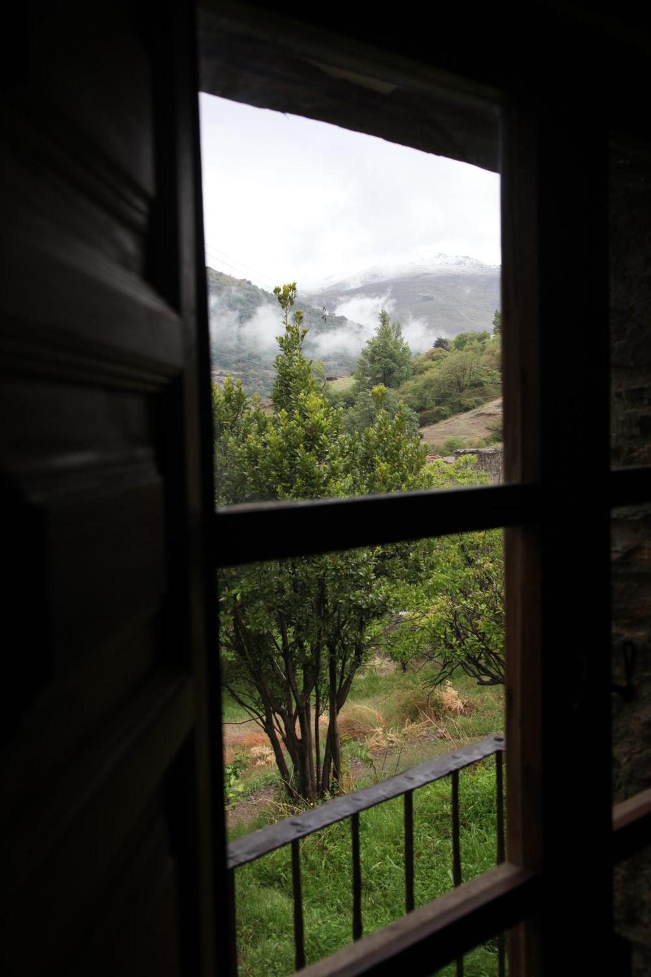 Cortijo Rural El Albercon - Capileira - Alpujarra Rural Villa ภายนอก รูปภาพ
