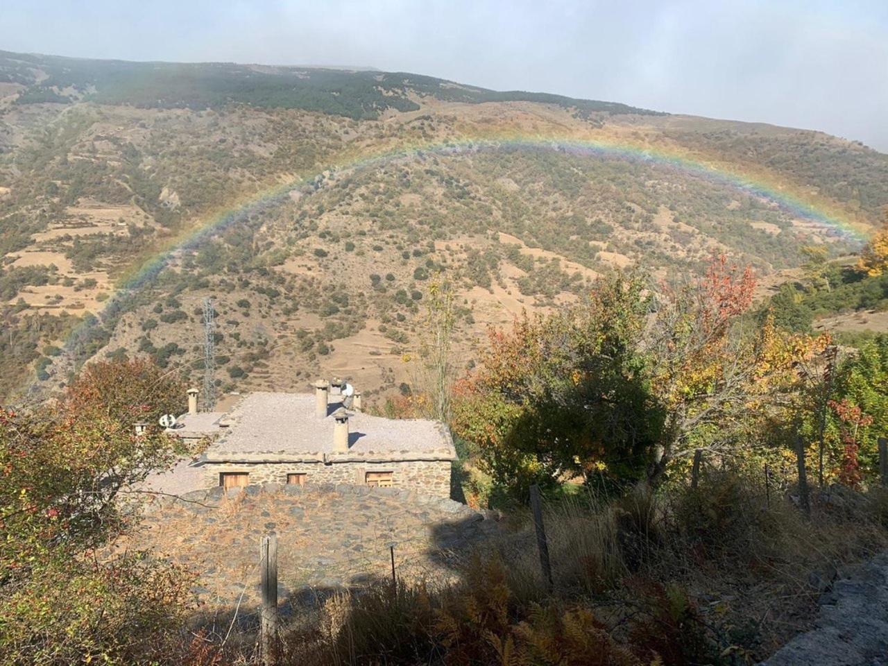 Cortijo Rural El Albercon - Capileira - Alpujarra Rural Villa ภายนอก รูปภาพ